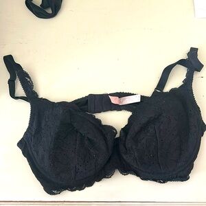 Victorias Secret Black Lace Bra. 34D.